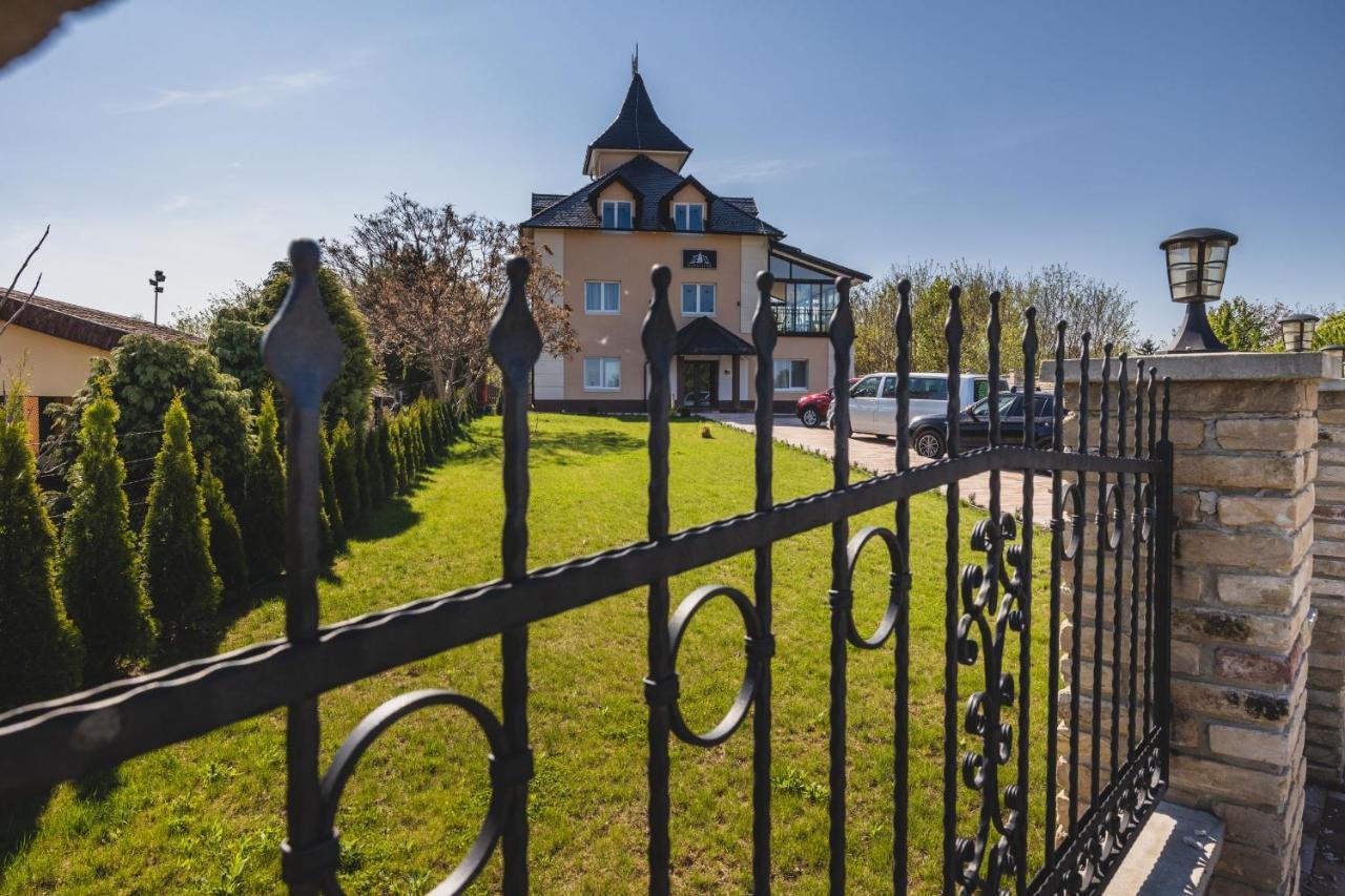 Navigator Hotel Palić Exterior foto