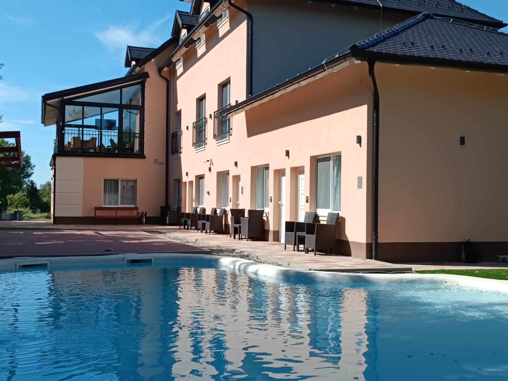 Navigator Hotel Palić Exterior foto